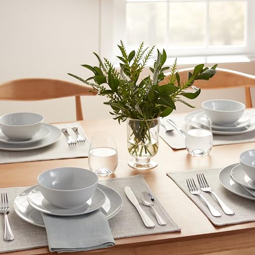 Amazon Basics 18-Piece Kitchen Dinnerware Set, Plates, Dishes, Bowls, Service for 6, White Porcelain Coupe1